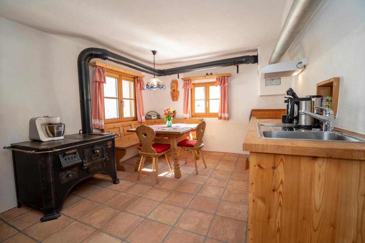 Berghaus Am Sonnenhang Valpaschun Valchava Exteriér fotografie